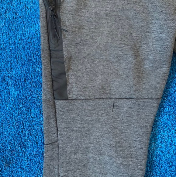 Nike Tech Fleece Sportswear Sweatpants | Gray/Neon | Cotton | Joggers | Medium - Picture 6 of 6